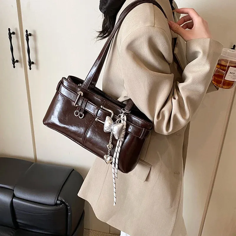 Uakiss Belt Buckle Design Shoulder Satchels Bag For Women New In Luxury Designer Handbags Branded Fashion Totes With Pendant